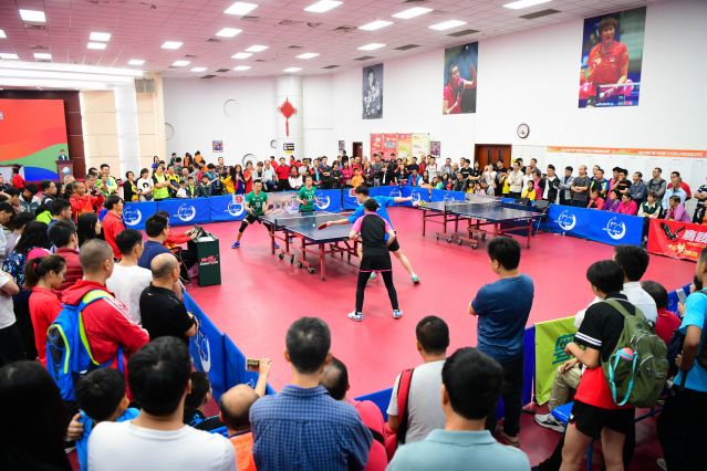 与此同时 与此同时