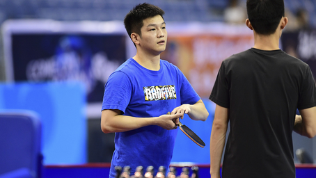 体育CBA：连战连败 上海122-125遭同曦绝杀