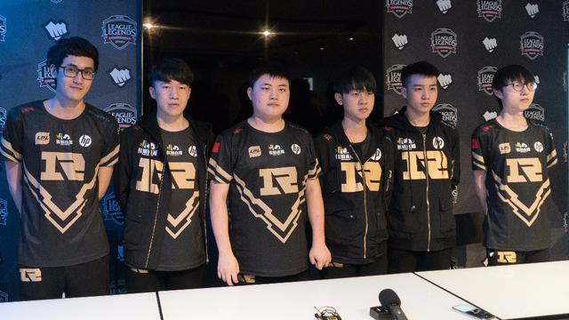 也让世界看 也让世界看