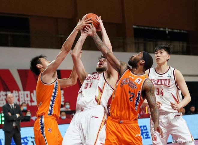 马拉松的悠 马拉松的悠