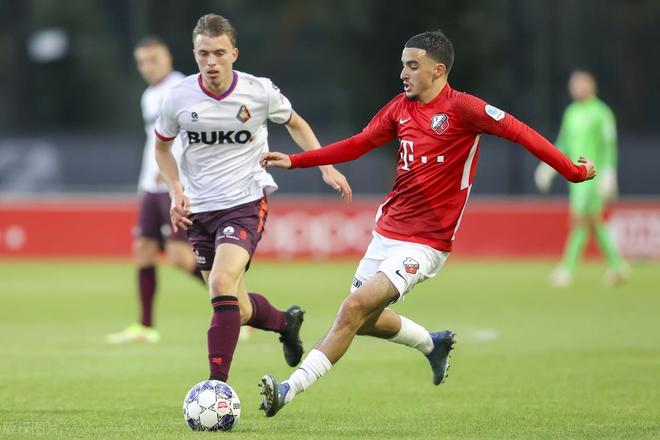 保留站席的 保留站席的