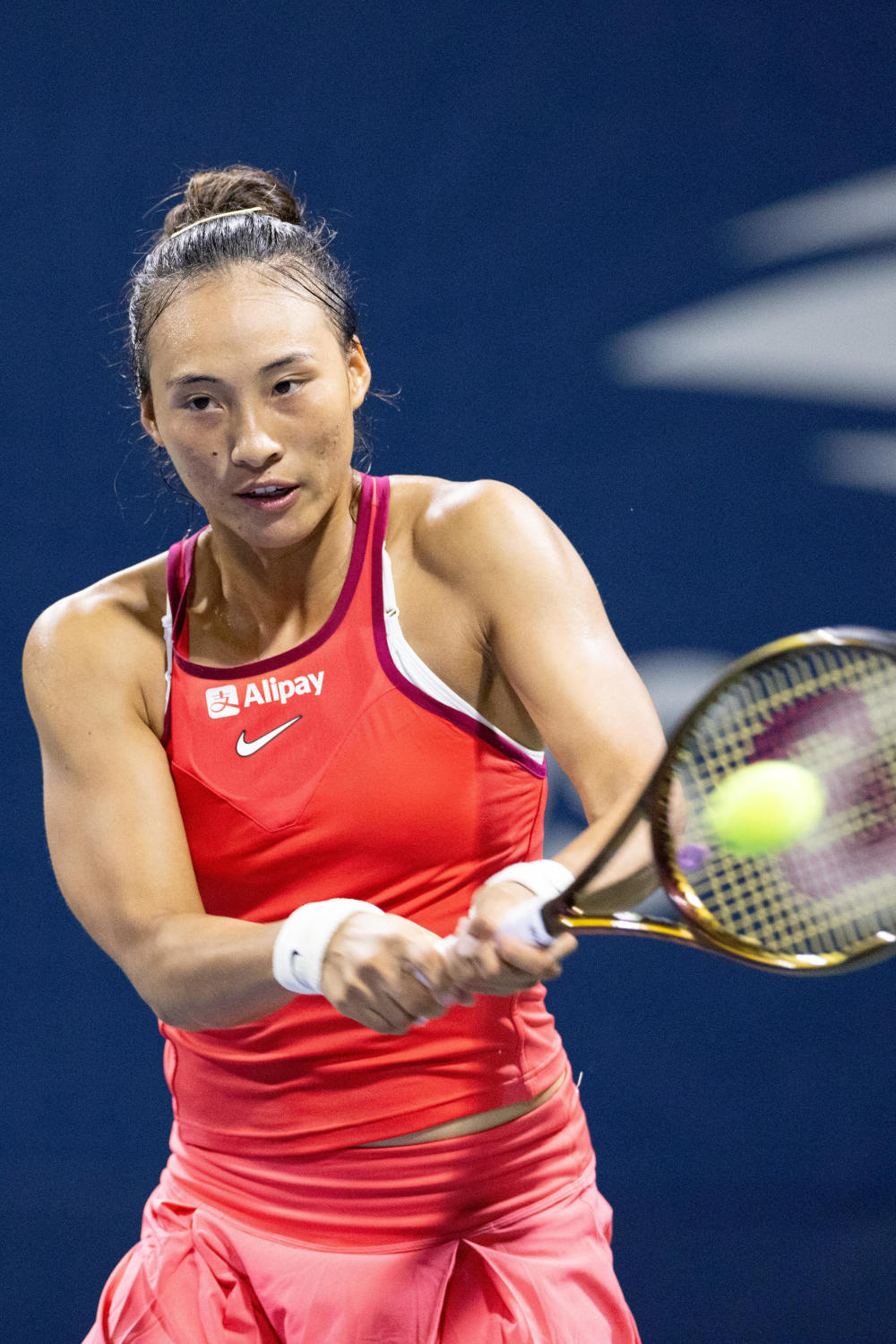 输青岛发布会！杨鸣直指缺领袖与外援差距，张陈治锋亲承能力差距